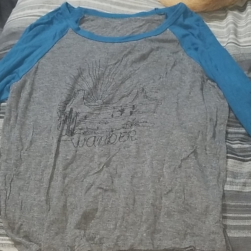 grey and blue wander shirt